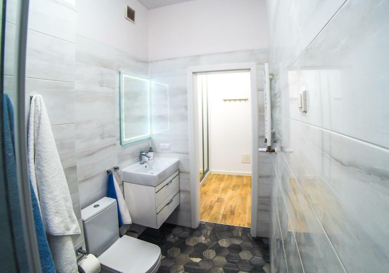 Cosmic Apartment Varsó Kültér fotó